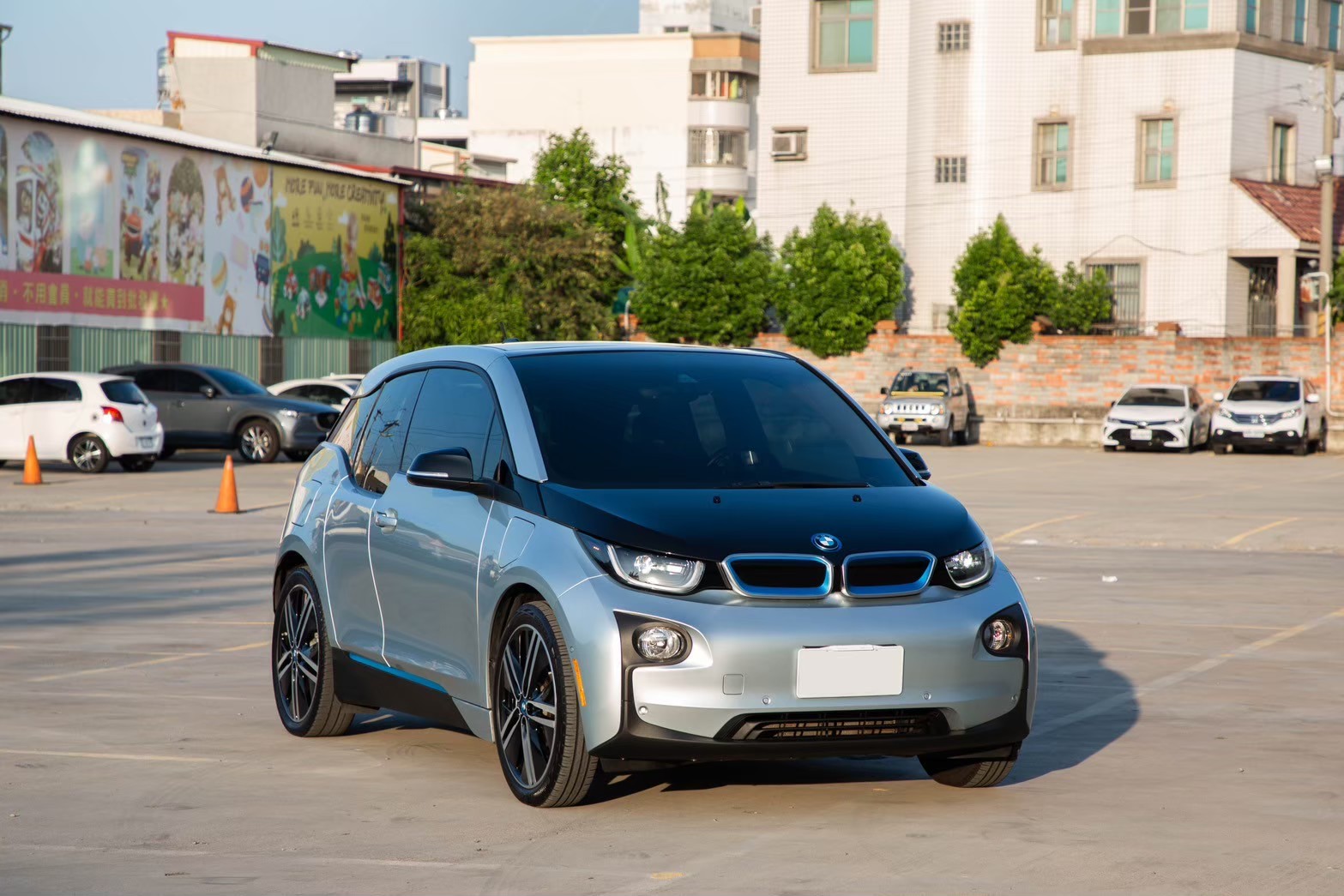 2017 寶馬 Bmw i3 REX 電話：0966218569 賴：imkc9718  第2張相片