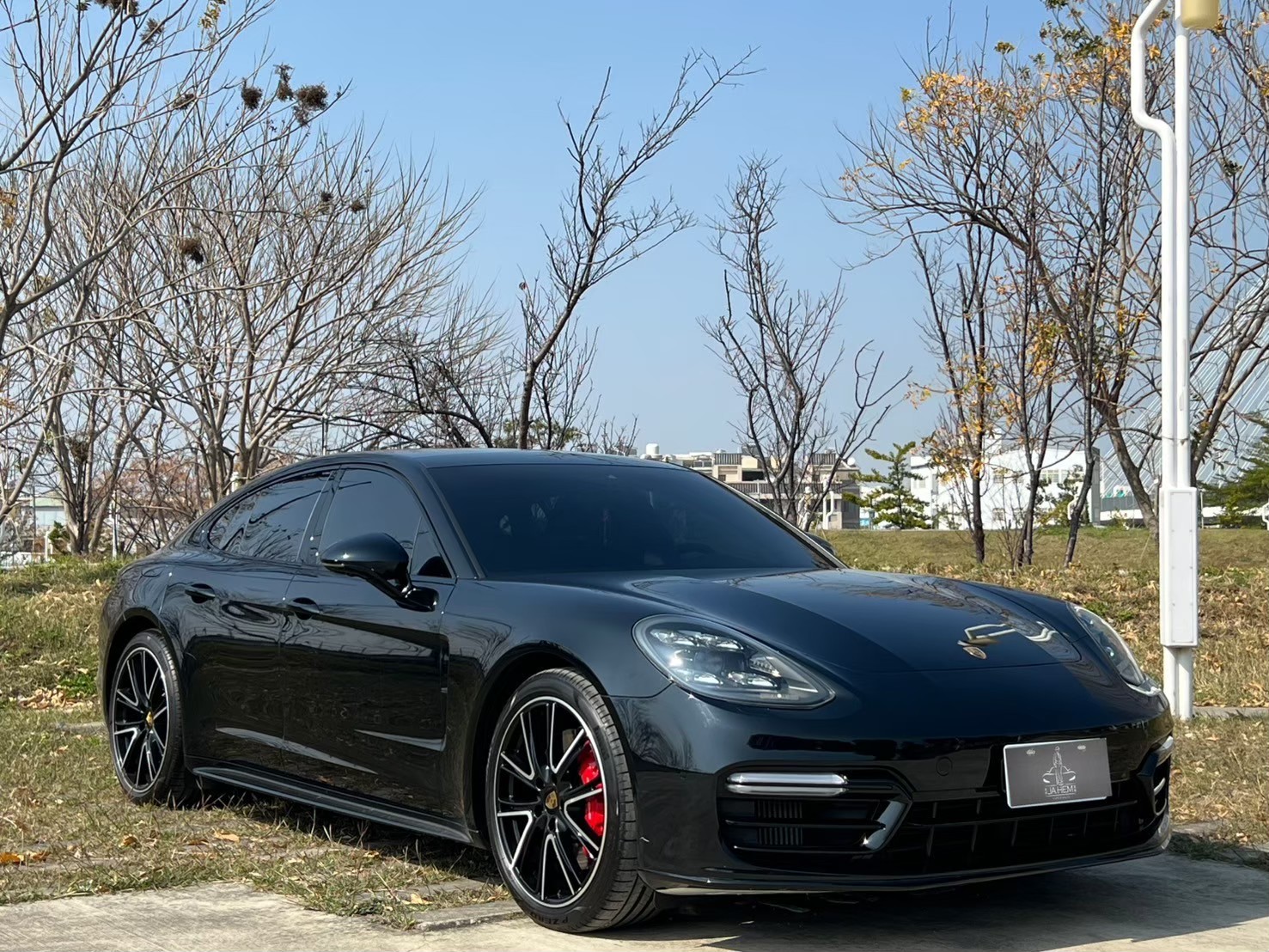 2019 保時捷 Porsche Panamera GTS 電話：0966218569 賴：imkc9718  第2張相片