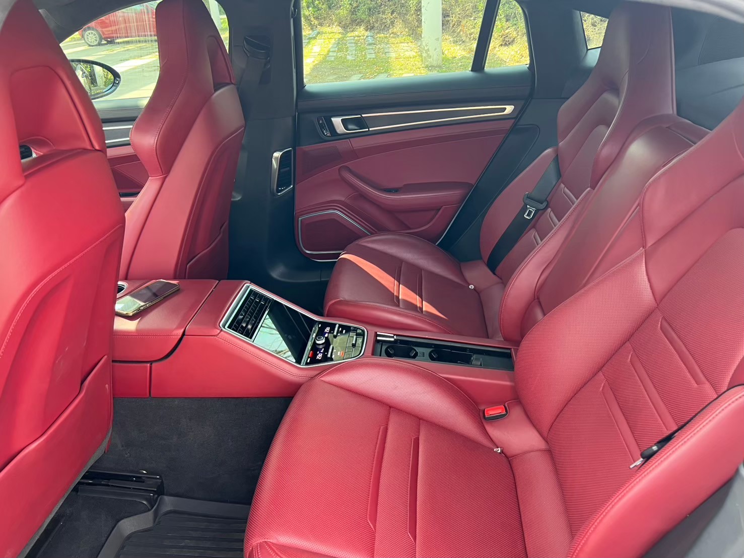 2019 保時捷 Porsche Panamera GTS 電話：0966218569 賴：imkc9718  第13張相片
