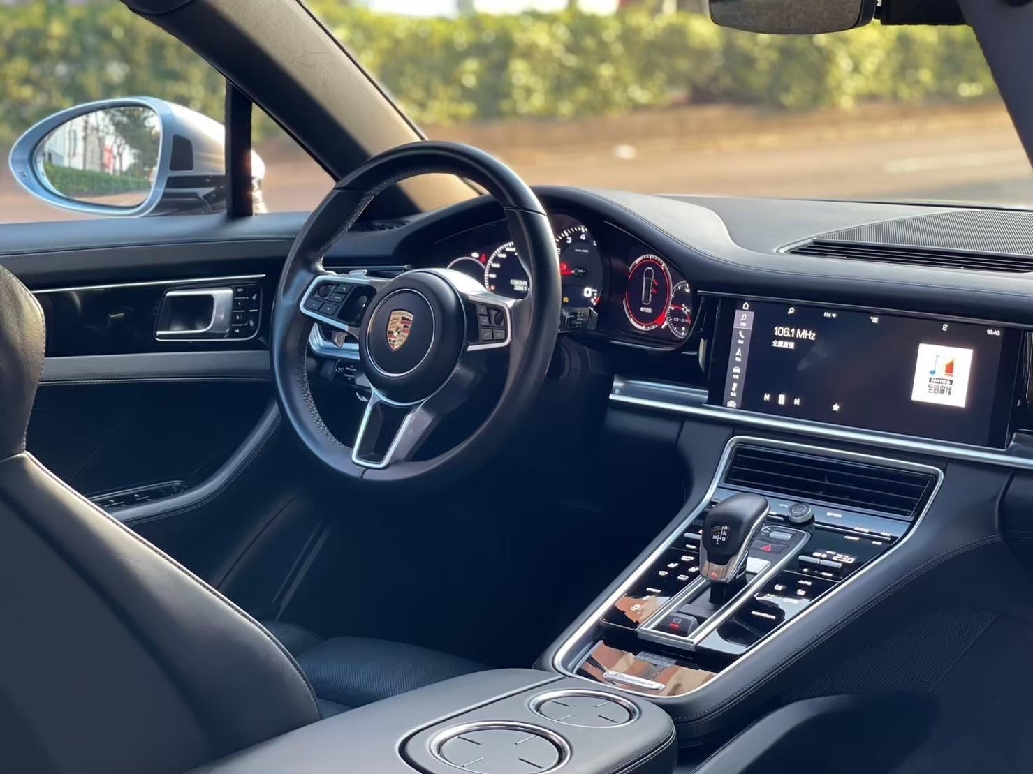 2017 保時捷 Porsche Panamera 4S  電話：0966218569 賴：imkc9718  第10張相片