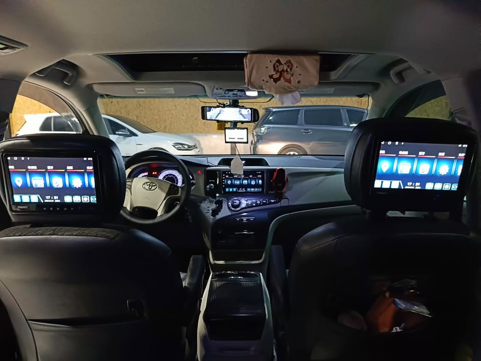 2013 豐田 Toyota Sienna 電話：0966218569 賴：imkc9718  第10張相片