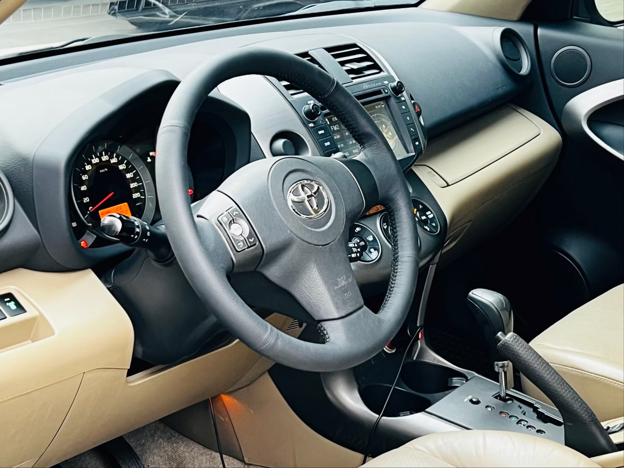 2011 豐田 Toyota RAV4 電話：0966218569 賴：imkc9718  第10張相片