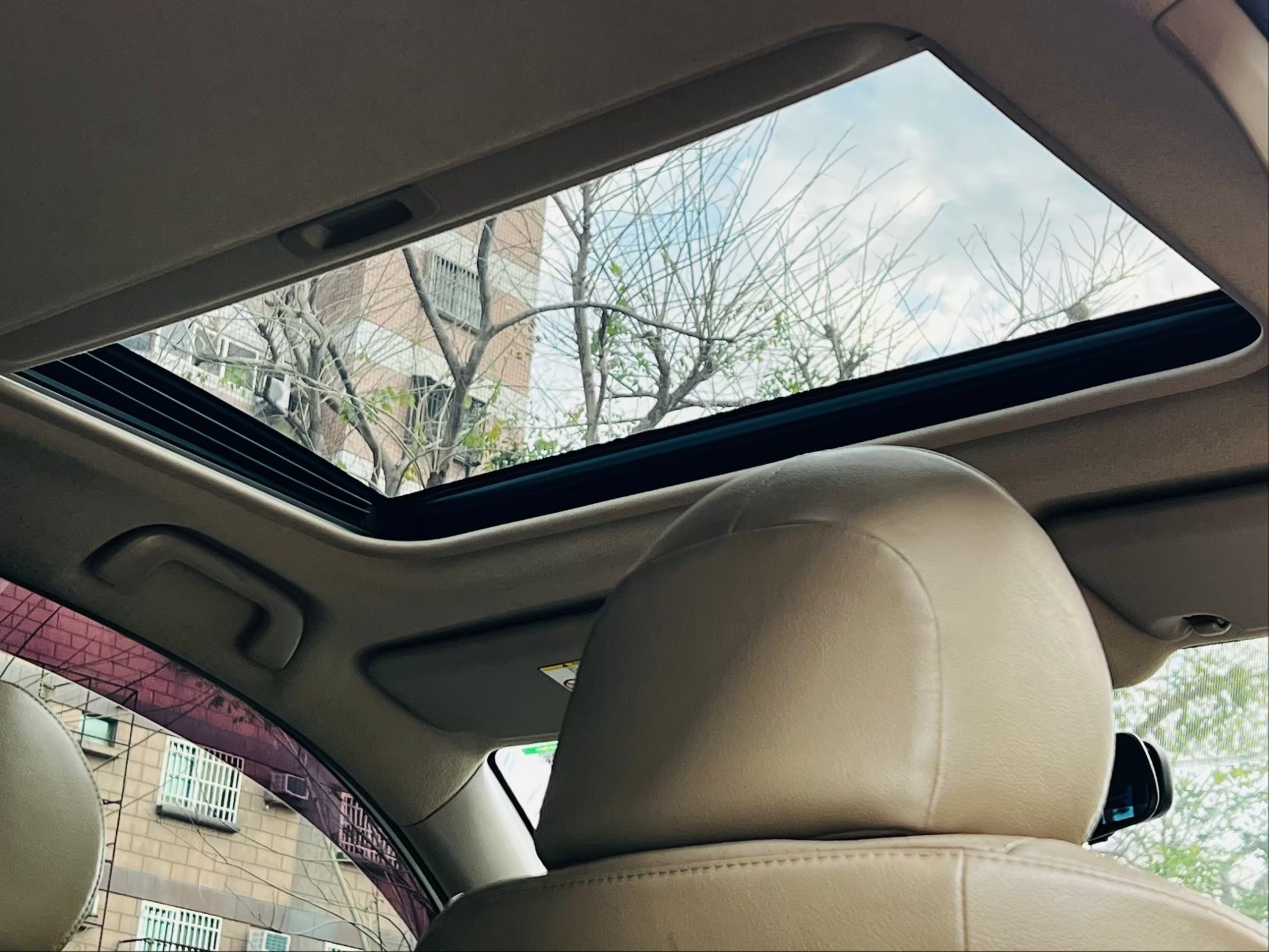 2011 豐田 Toyota RAV4 電話：0966218569 賴：imkc9718  第12張相片