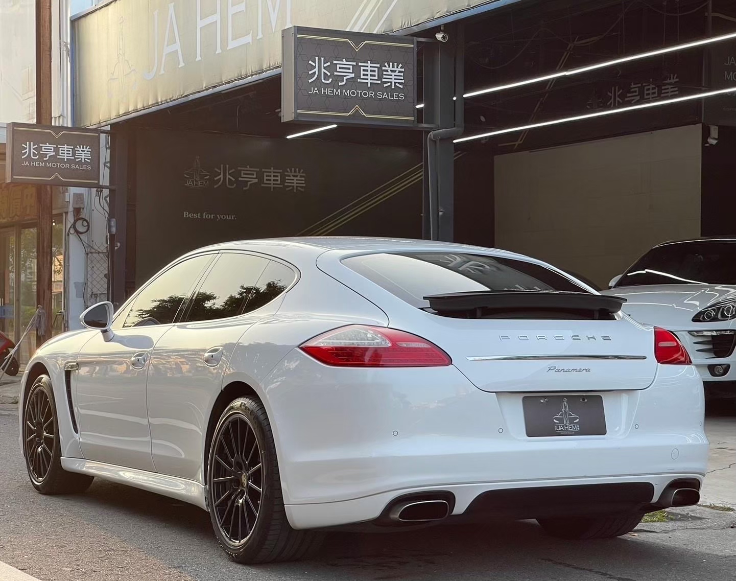 2011 保時捷 Porsche Panamera 電話：0966218569 賴：imkc9718  第15張相片