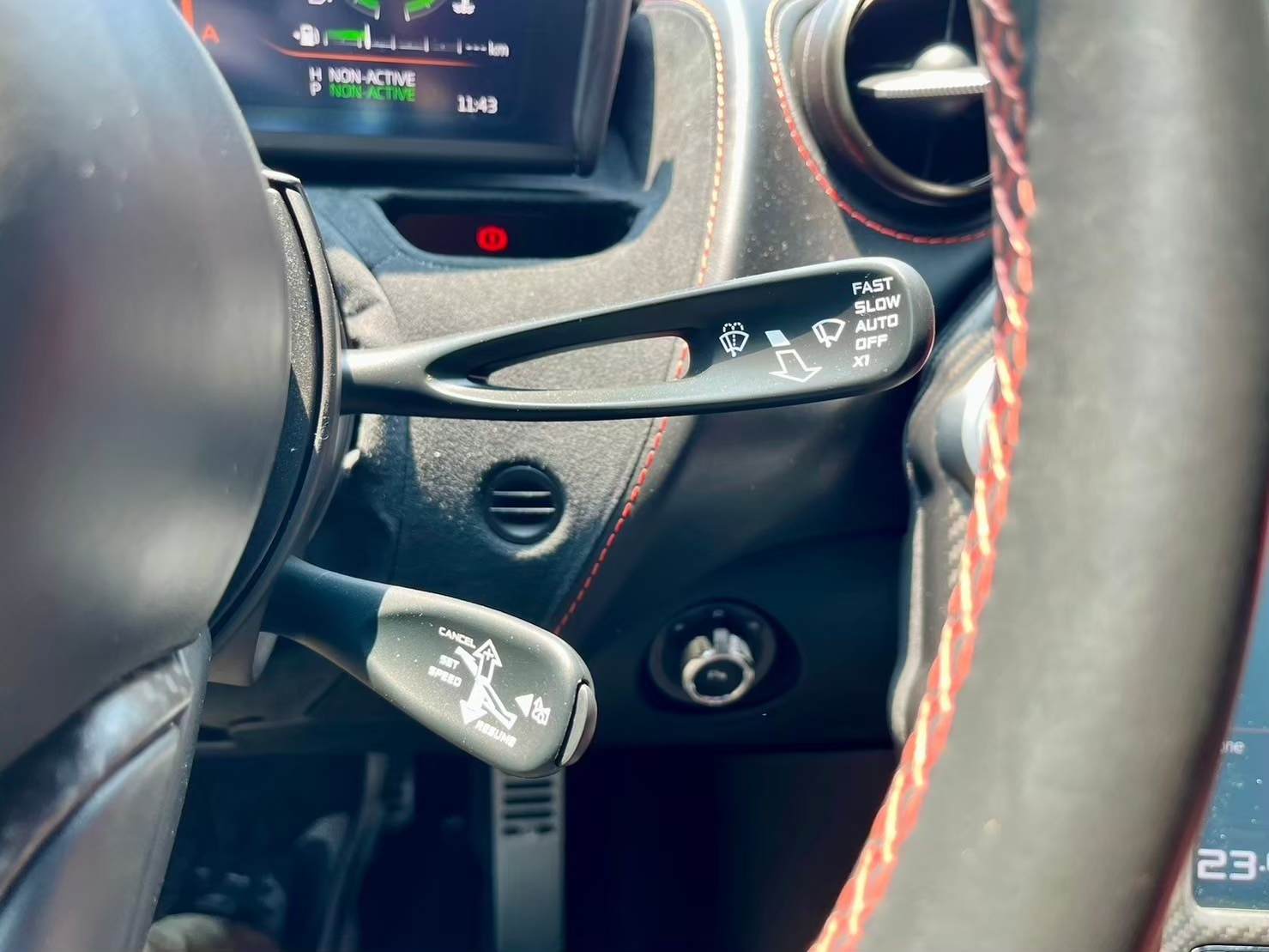 2019 麥拉倫 Mclaren 720 S 全台最便宜原版認證 電話0666218569 賴：imkc9718  第6張相片
