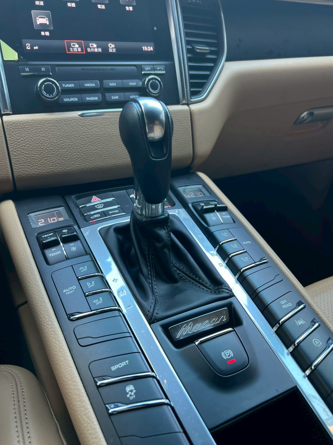 2017 保時捷 Porsche Macan 電話：0966218569 賴：imkc9718  第6張相片