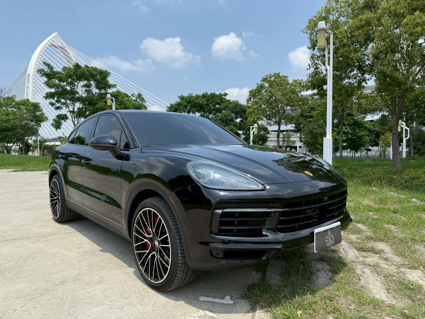 2022 保時捷 Porsche Cayenne Coupe 電話：0966218569 賴：imkc9718  第2張相片