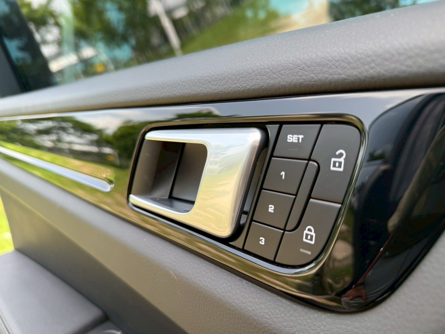 2022 保時捷 Porsche Cayenne Coupe 電話：0966218569 賴：imkc9718  第8張相片