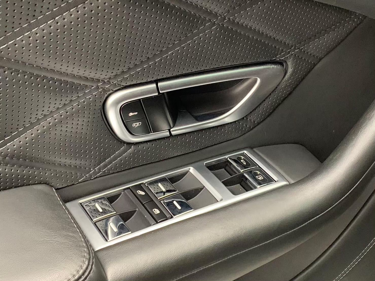 2015 賓利 Bentley Continental GT S 電話：0966218569 賴：imkc9718  第10張相片