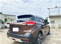 2019日產 KICKS 棕色 1.5 小家庭系列款  第14張縮圖