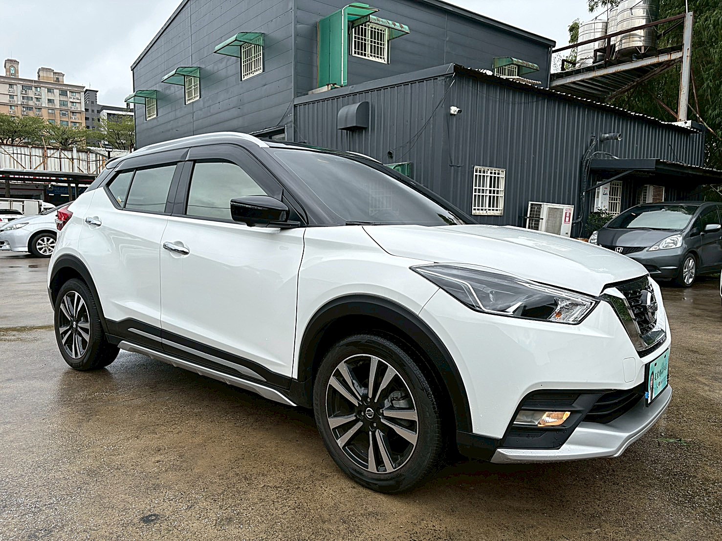 2021日產KICKS 1.5智型旗艦版黑車頂 電話:0963070555同LINE  第7張相片