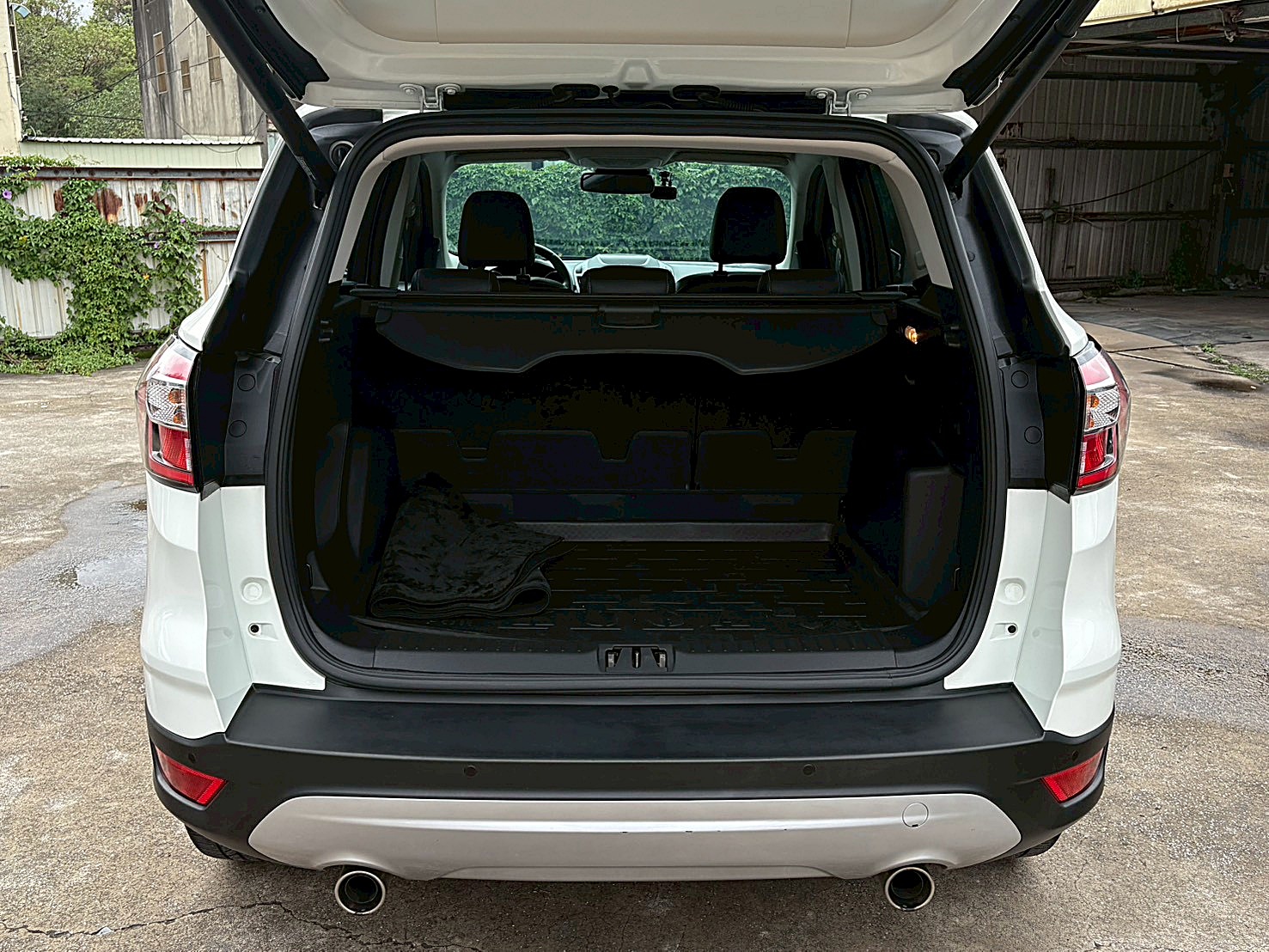 Ford KugaEcoBoost 245 CP360旗艦型 四輪驅動 電話:0963070555同LINE  第15張相片