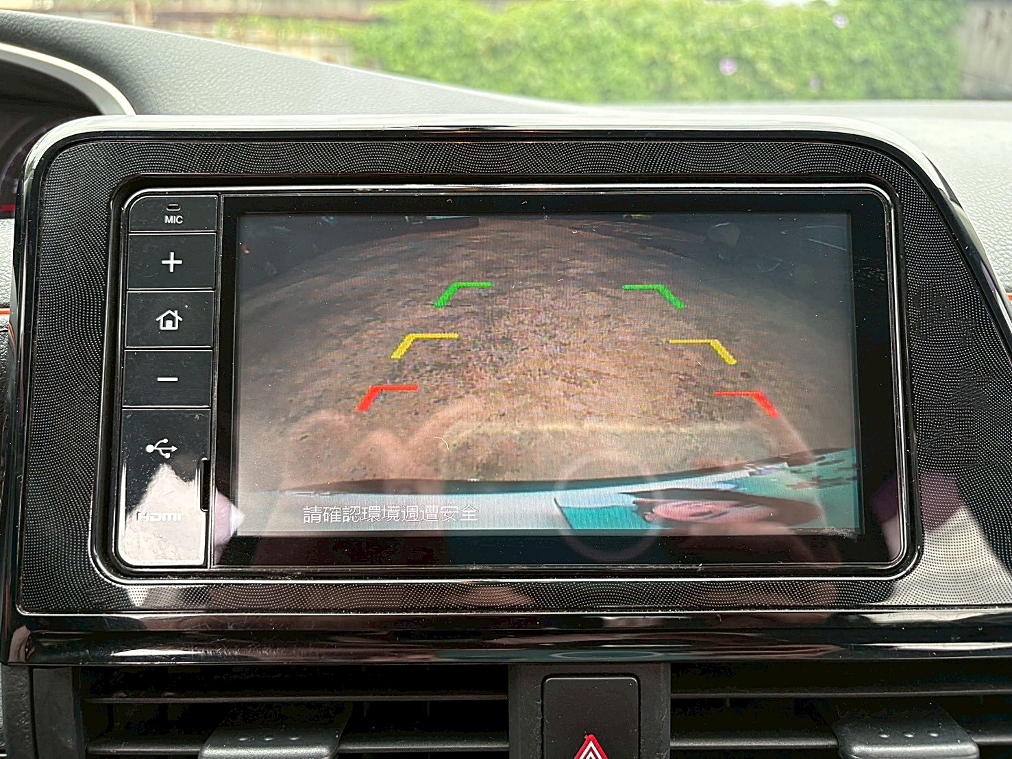 TOYOTA SIENTA 7人座豪華+單滑門 電話:0963070555同LINE  第6張相片