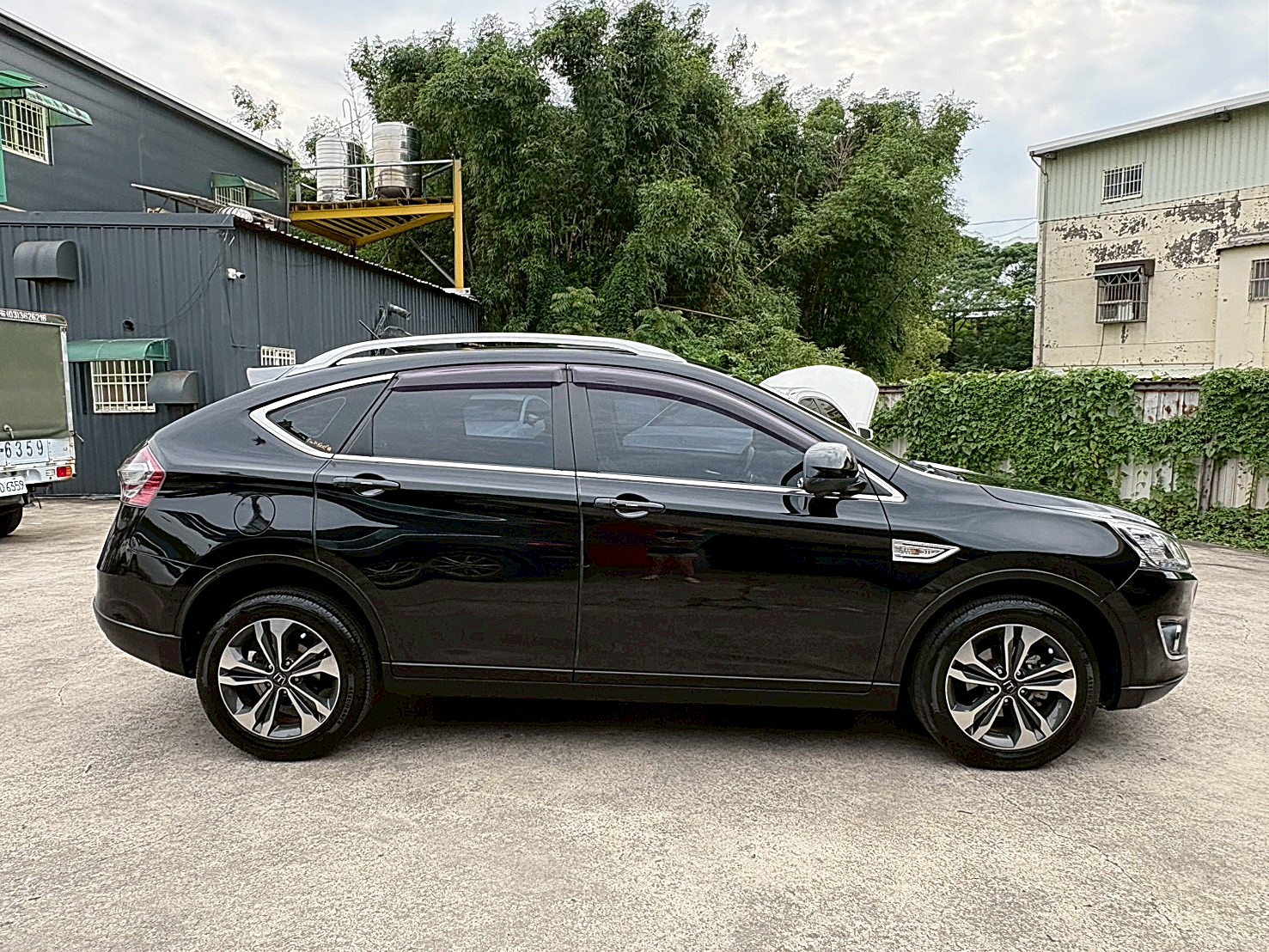 2015 Luxgen U6 Turbo ECO Hyper 2.0旗艦型  第19張相片