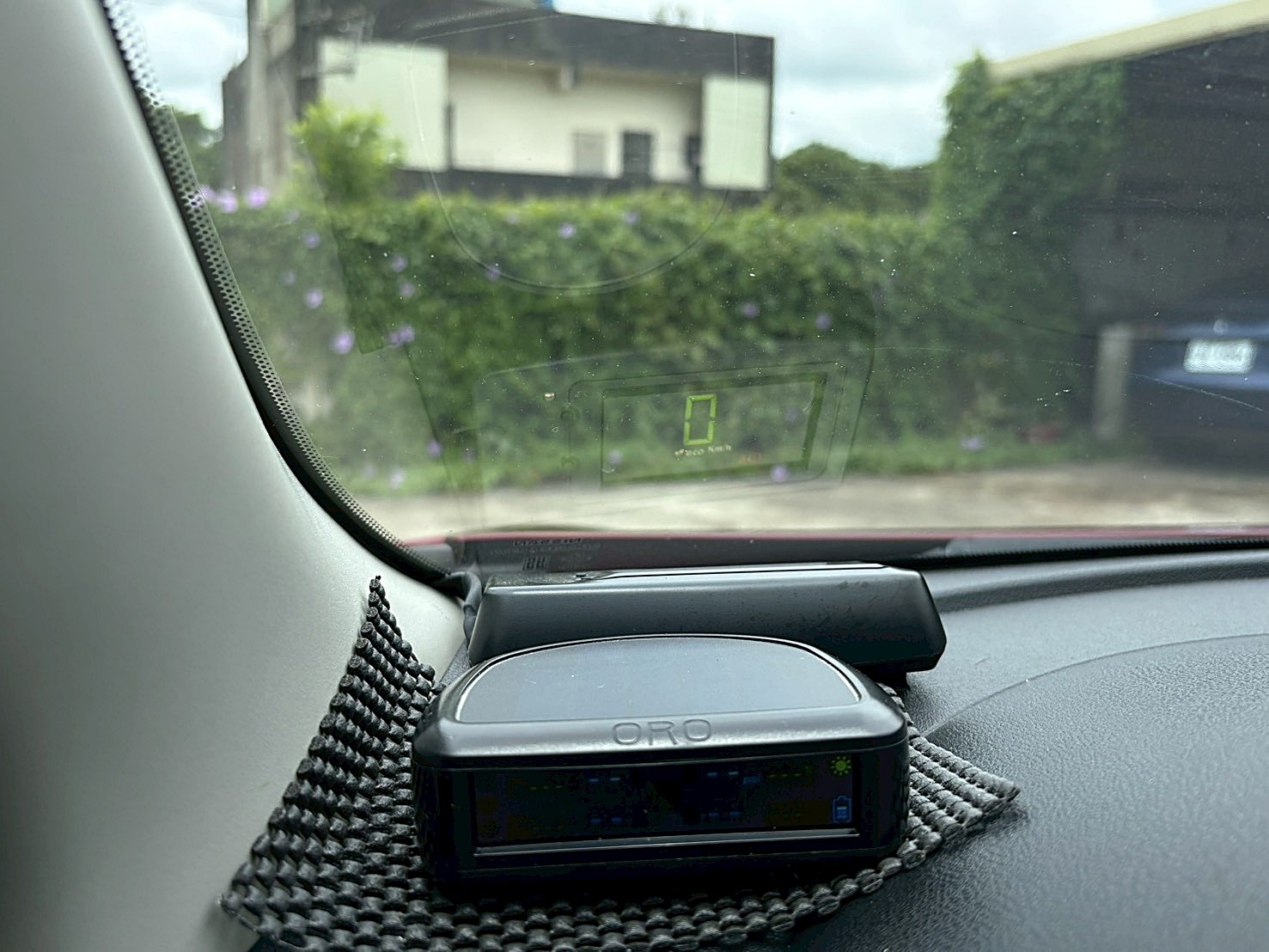 2017 Nissan March 1.5豪華版  電話:0963070555同LINE  第11張相片