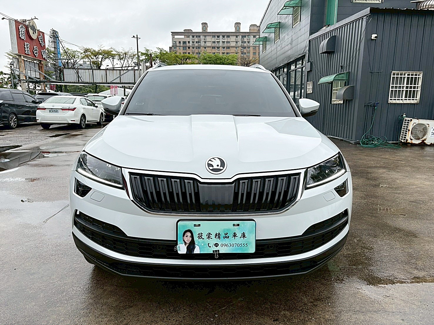 2018 Skoda Karoq(卡羅克) 1.5 TSI 尊榮版 電話:0963070555同LINE  第2張相片