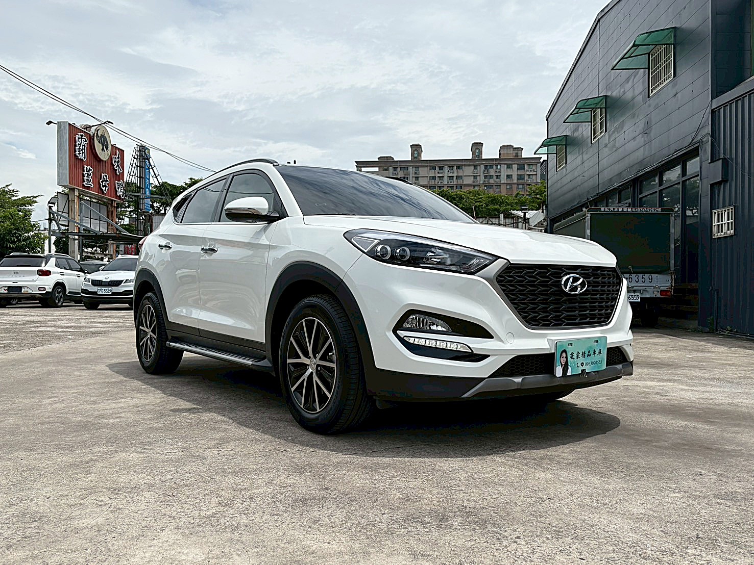 2018 HYUNDA TUCSON 尊貴Turbo 原廠保養 盲點 電話:0963070555同LINE  第10張相片