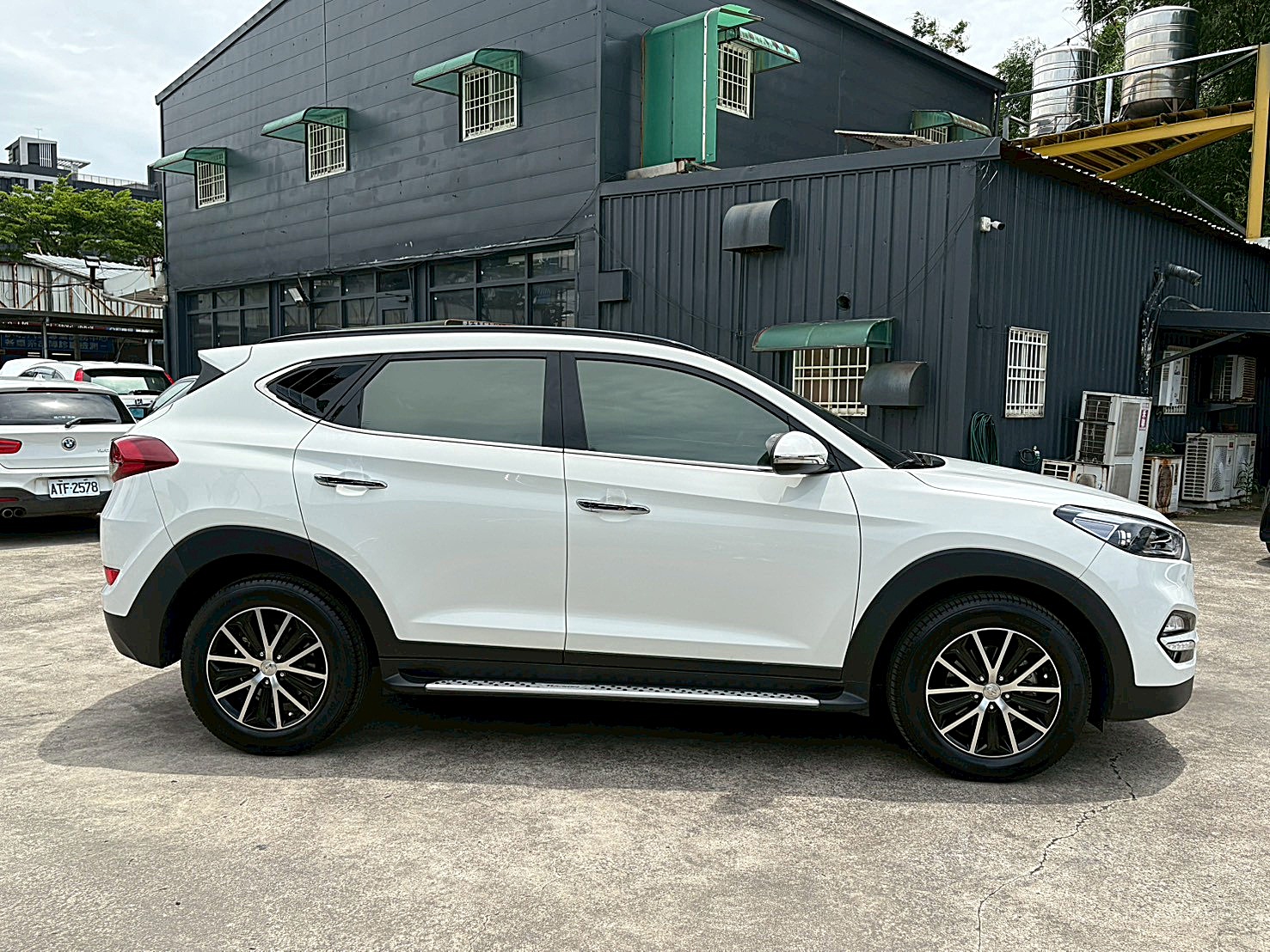 2018 HYUNDA TUCSON 尊貴Turbo 原廠保養 盲點 電話:0963070555同LINE  第19張相片