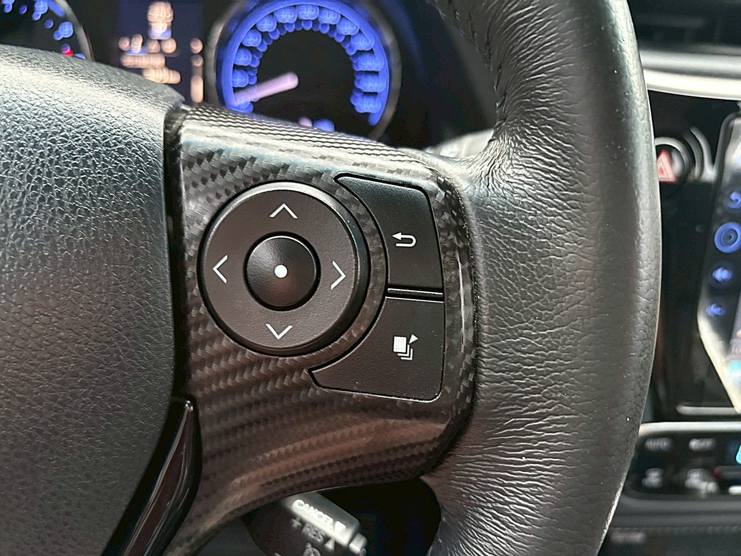 2018Toyota Corolla Altis 豪華版 原廠保養 CarPlay 電話:09636070555同LINE  第7張相片