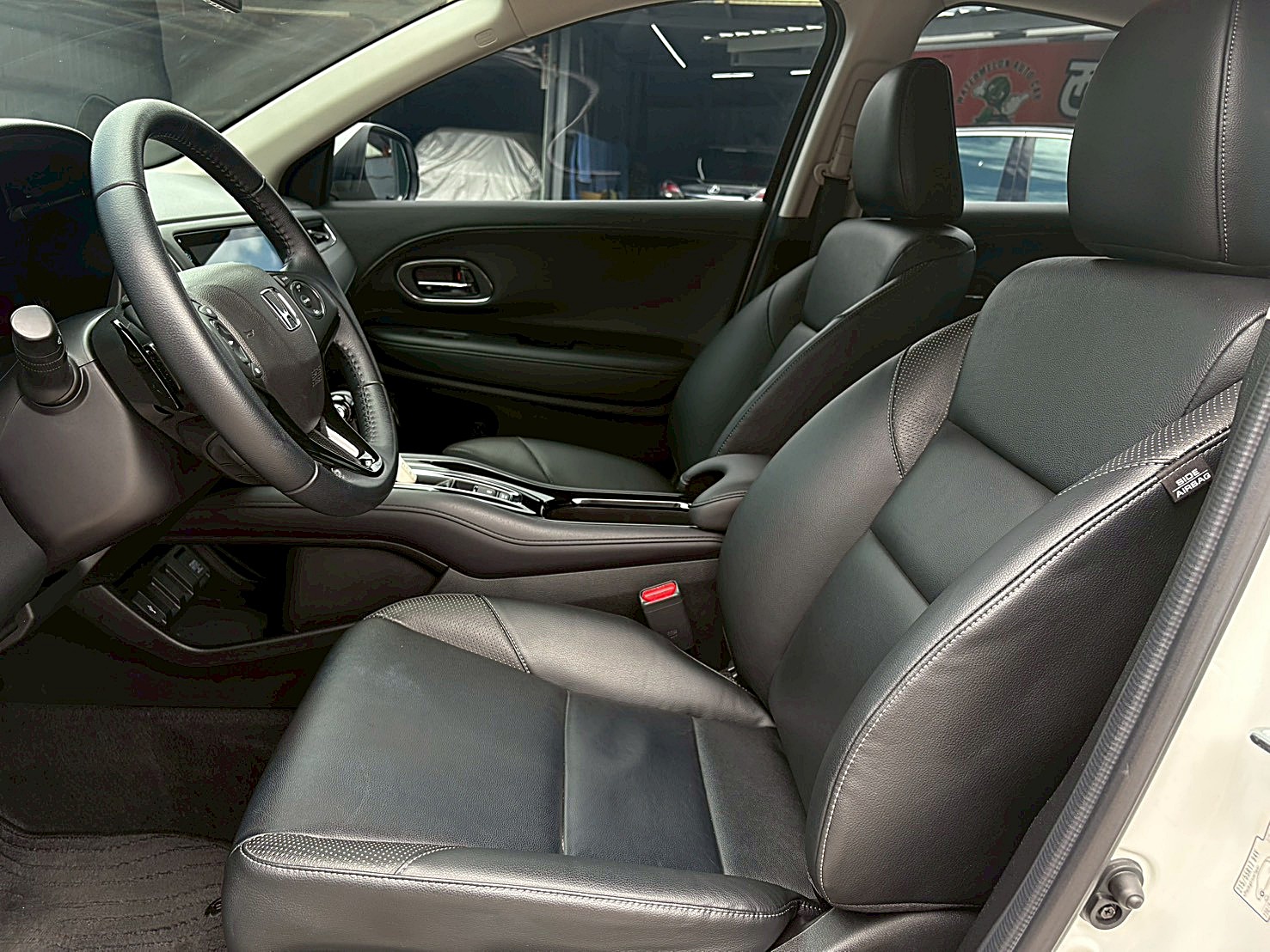 2020 HONDA HRV  S版1.8 電話0963070555同LINE  第12張相片