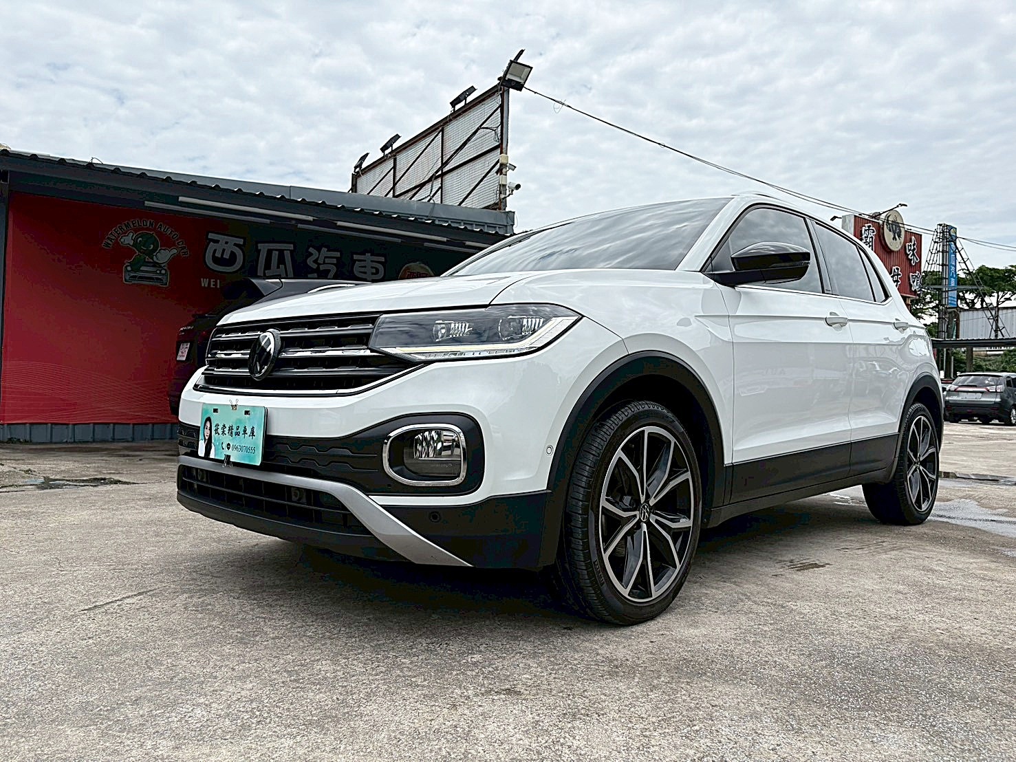 2021 Volkswagen T-Cross 230 TSI Style Design1.0 電話:0963070555  第1張相片