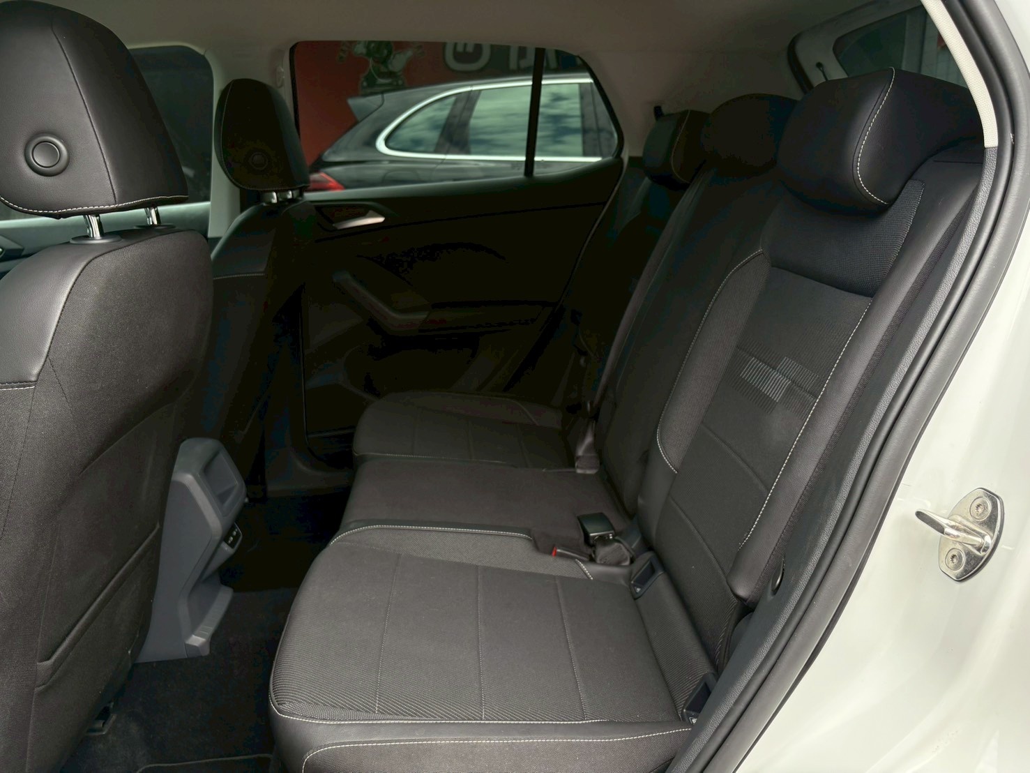 2021 Volkswagen T-Cross 230 TSI Style Design1.0 電話:0963070555  第14張相片