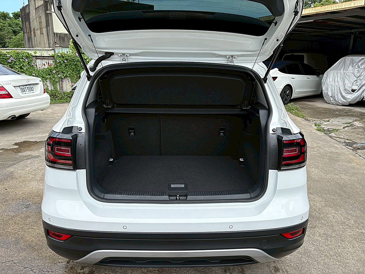2021 Volkswagen T-Cross 230 TSI Style Design1.0 電話:0963070555  第15張相片