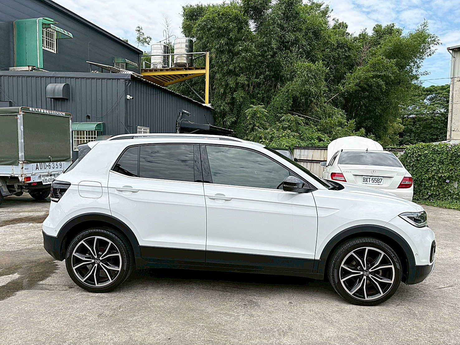 2021 Volkswagen T-Cross 230 TSI Style Design1.0 電話:0963070555  第19張相片