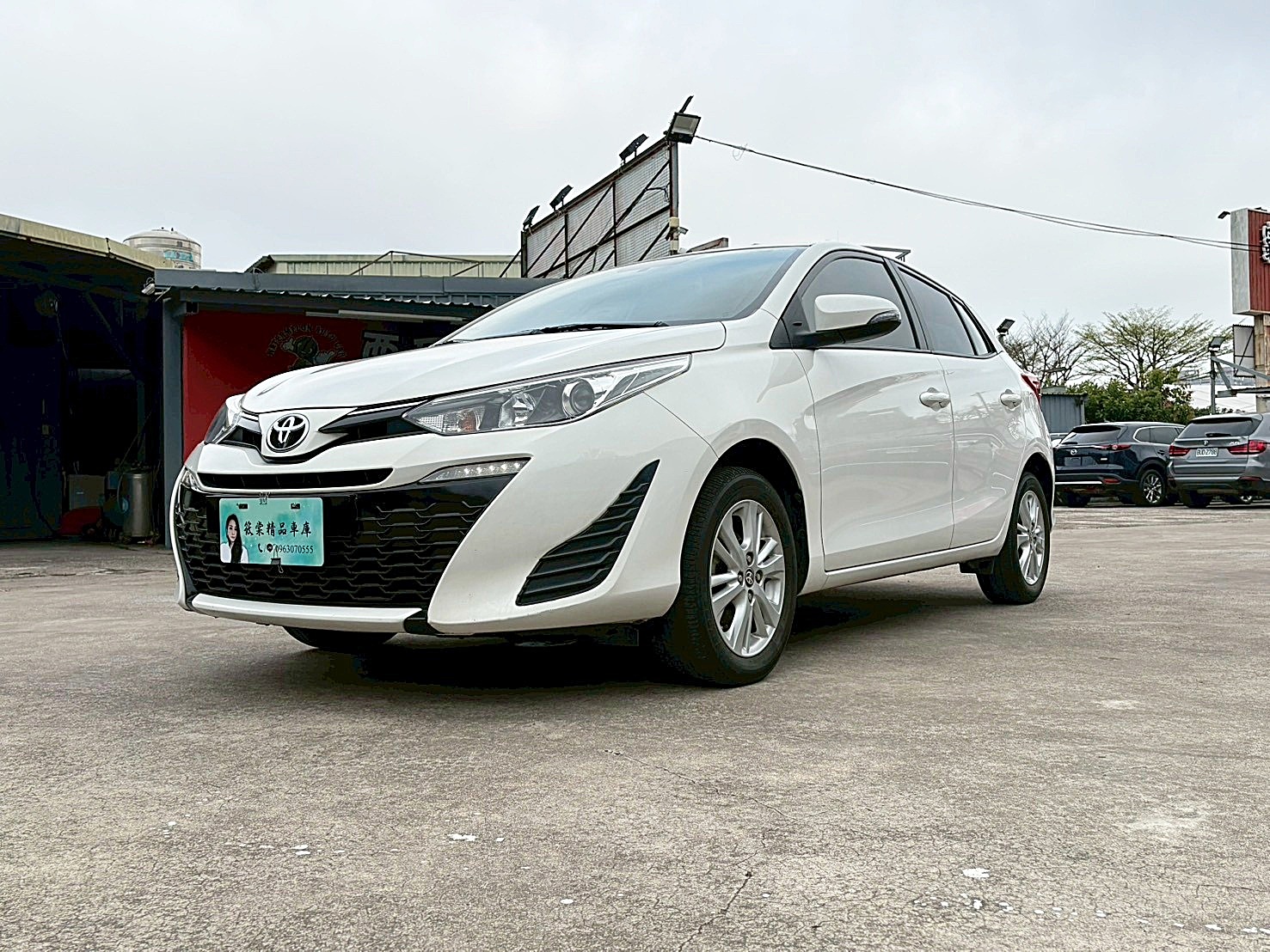 2018TOYOTA YARIS1.5里程6萬 電話:0963070555  第1張相片