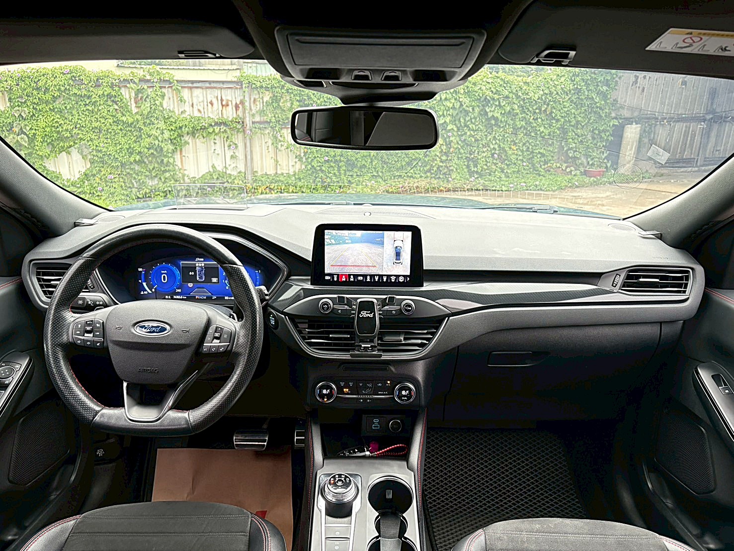 2020FORD KUGA2.0STLine里程7萬 全車原版件 電話0963070555同LINE  第3張相片
