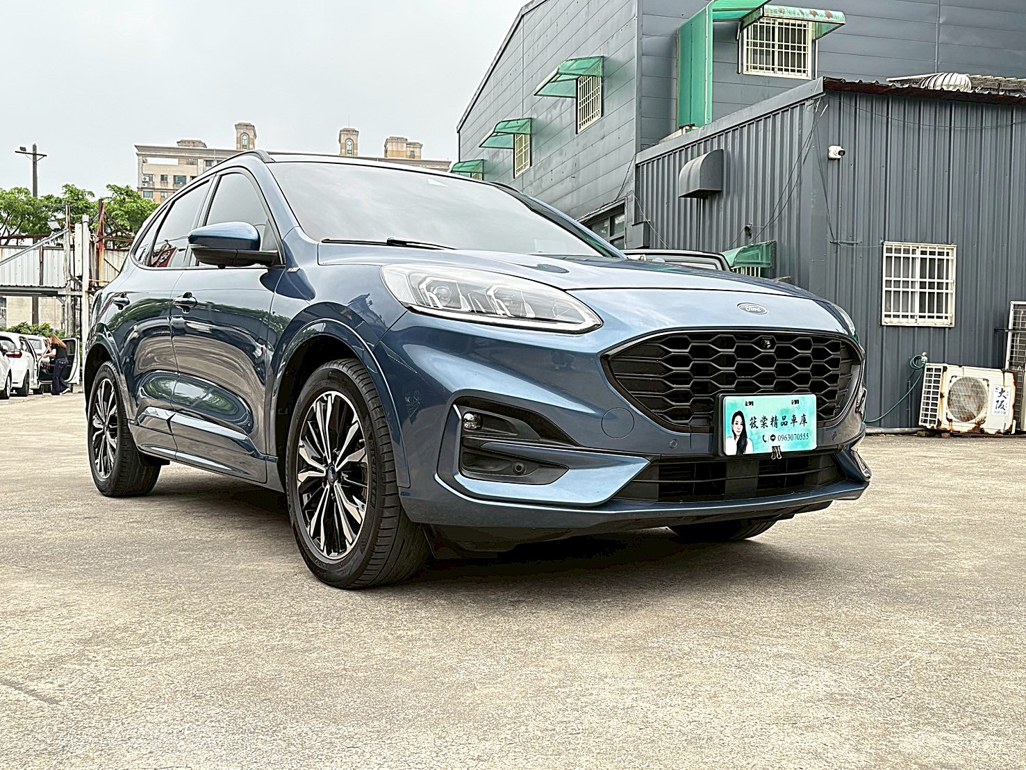 2020FORD KUGA2.0STLine里程7萬 全車原版件 電話0963070555同LINE  第4張相片