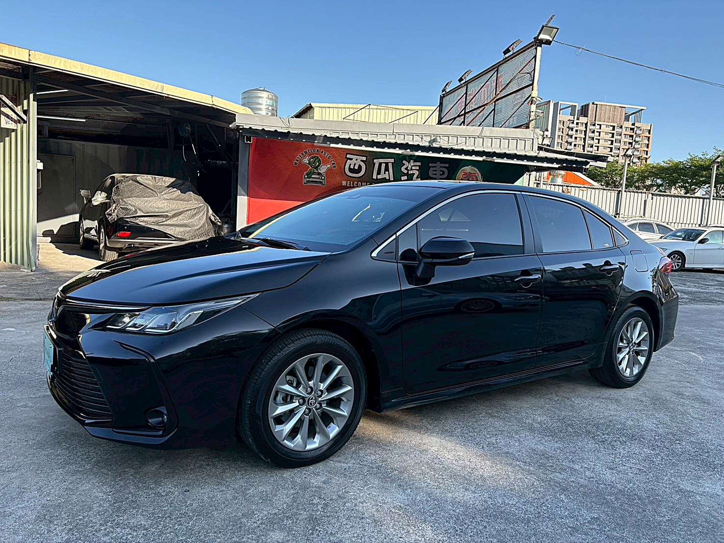 2022TOYOTA ALTIS1.8升級豪華版里程1萬 IKEY可怠速不熄火下車鎖門 電話:0963070555同LINE  第1張相片