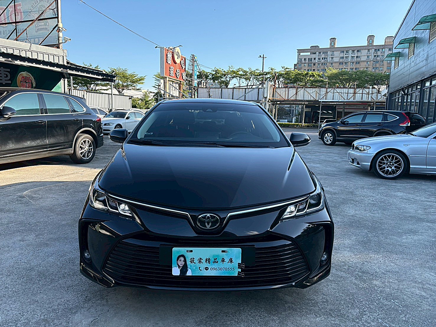 2022TOYOTA ALTIS1.8升級豪華版里程1萬 IKEY可怠速不熄火下車鎖門 電話:0963070555同LINE  第2張相片