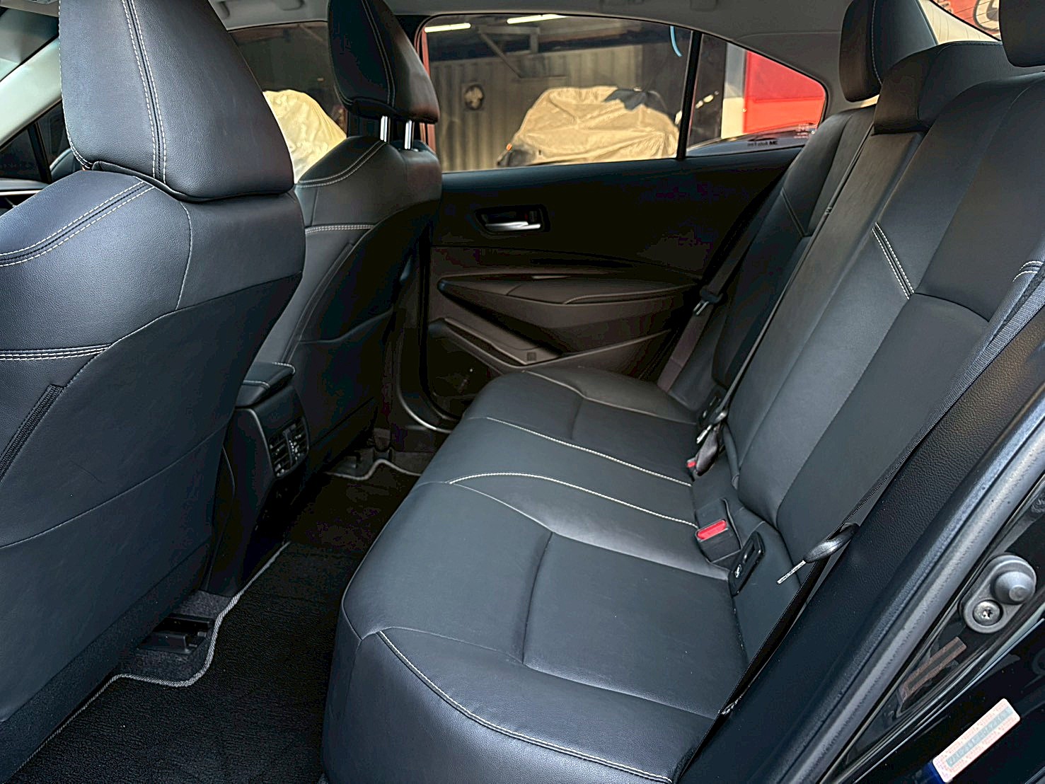 2022TOYOTA ALTIS1.8升級豪華版里程1萬 IKEY可怠速不熄火下車鎖門 電話:0963070555同LINE  第13張相片
