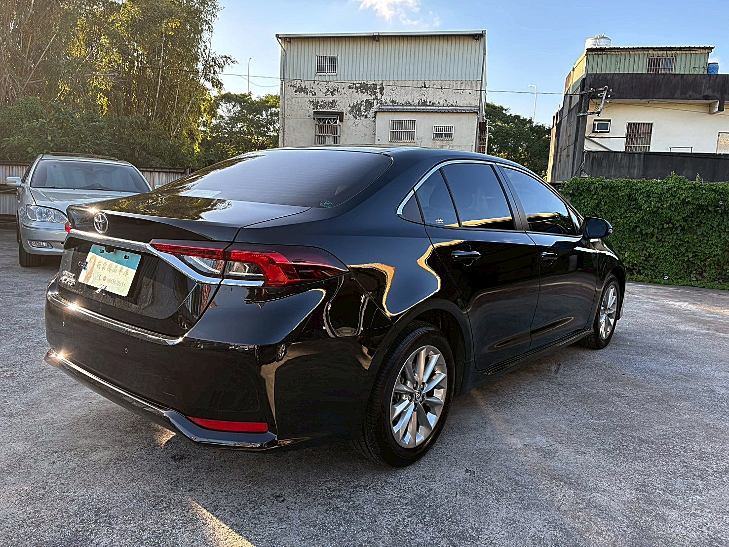 2022TOYOTA ALTIS1.8升級豪華版里程1萬 IKEY可怠速不熄火下車鎖門 電話:0963070555同LINE  第16張相片