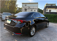 2022TOYOTA ALTIS1.8升級豪華版里程1萬 IKEY可怠速不熄火下車鎖門 電話:0963070555同LINE  第16張縮圖