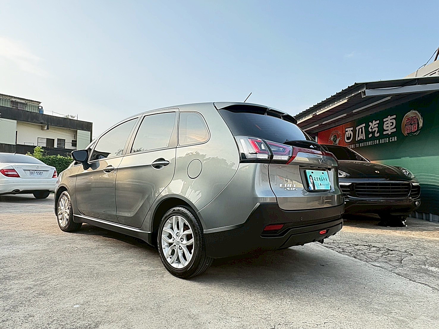 Mitsubishi Colt Plus 輕鬆型 里程2萬 原廠保養 CARPLAY電動尾門 電話:0963070555同LINE  第15張相片