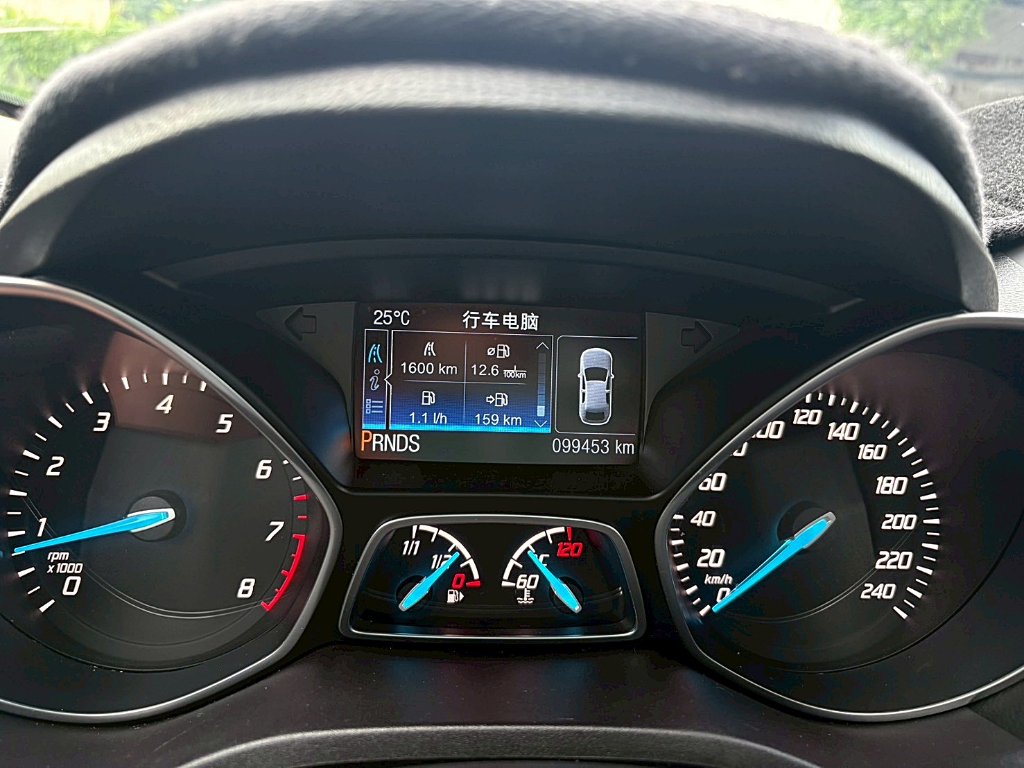 2015FORD KUGA1.6 白色時尚經典型 只跑9.9萬 電話:0963070555同LINE  第4張相片