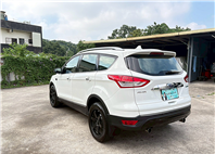 2015FORD KUGA1.6 白色時尚經典型 只跑9.9萬 電話:0963070555同LINE  第16張縮圖