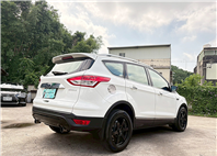 2015FORD KUGA1.6 白色時尚經典型 只跑9.9萬 電話:0963070555同LINE  第17張縮圖