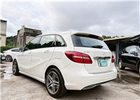 2015 BENZ B-Class B180 1.6全車原版件電話:0963070555同LINE  第14張縮圖