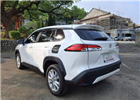2022年TOYOTA Corolla Cross 1.8豪華 五門小休旅 省稅省油 ~好開好停 內裝有九成新 歡迎預約賞車LINEgoo5168洽 0912-423-585 宋小姐貸款專辦 強力過件 協助信用瑕疵者辦理貸款  第13張縮圖