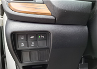 2017年HONDA CR-V S  省油美車 實車實圖~實用大空間 無泡水無事故實車在店歡迎預約賞車 LINEgoo5168洽: 0912-423-585 宋小姐貸款專辦 強力過件  第4張縮圖
