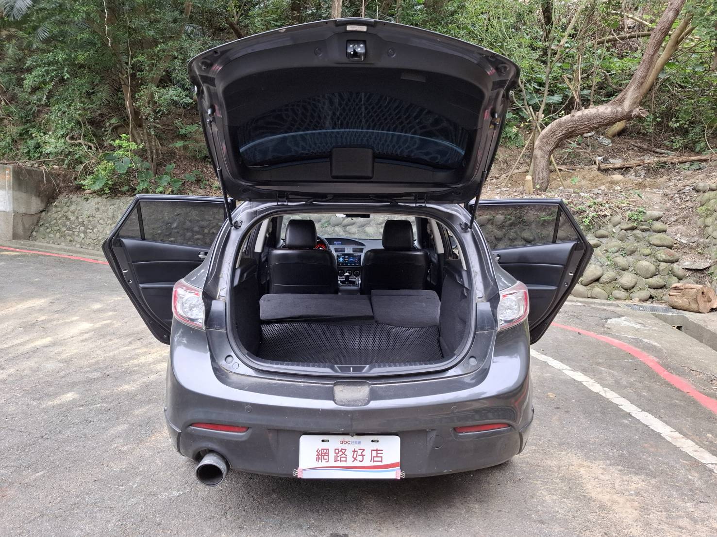 2011年MAZＤA ３~流線美車歡迎預約賞車洽: 0912-423-585 宋小姐洽LINE:goo5168強力過件 協助信用瑕疵者辦理貸款  第10張相片