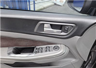 2011年FORD FOCUS 2.0 實車~實圖~5門車便宜好代步 價格絕對讓您滿意歡迎預約賞車 洽:0912-423-585 宋小姐 LINE goo5168  第4張縮圖