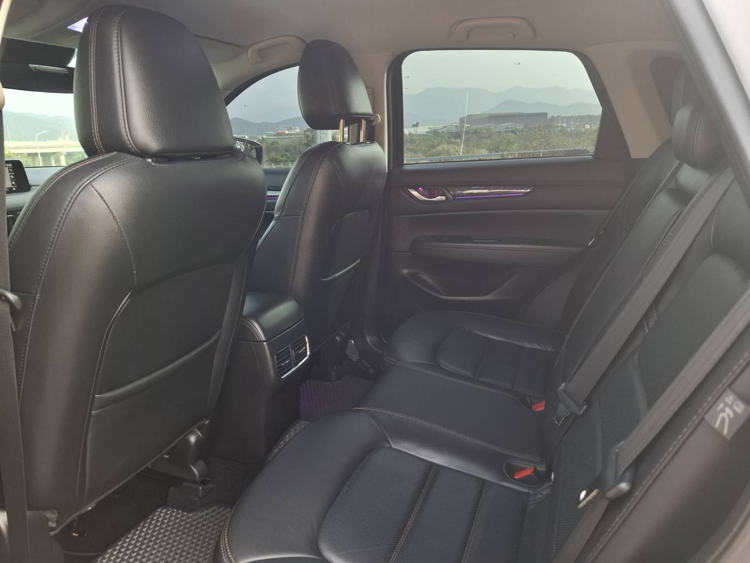 2019年MAZDA CX-5 旗艦版 改可調式避震器 改排氣管 改BBS加大鋁圈 內裝無菸疤 ~ 非常有氣氛 ~ 外觀無傷~歡迎預約賞車 LINEgoo5168 洽0912-423-585 宋小姐  第8張相片
