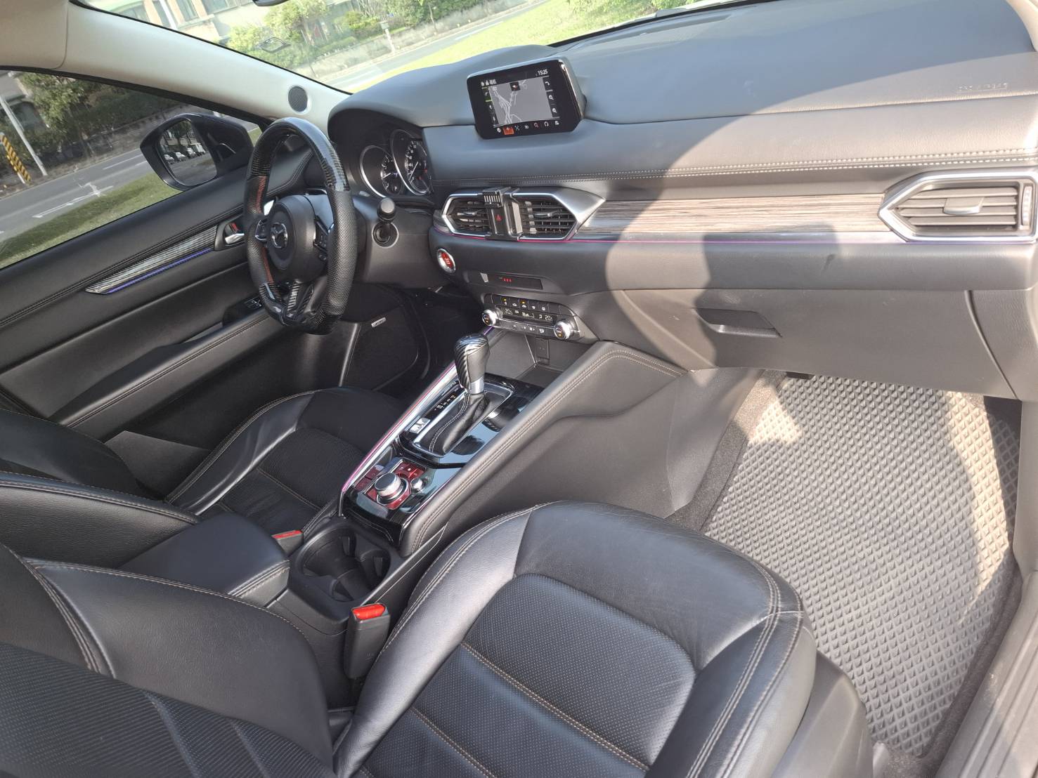 2019年MAZDA CX-5 旗艦版 改可調式避震器 改排氣管 改BBS加大鋁圈 內裝無菸疤 ~ 非常有氣氛 ~ 外觀無傷~歡迎預約賞車 LINEgoo5168 洽0912-423-585 宋小姐  第9張相片