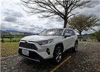 2020年TOYOTA RAV4旗艦版 正常跑~原版件歡迎預約賞車LINEgoo5168 洽0912-423-585 宋小姐 貸款專辦 強力過件 協助信用瑕疵者辦理貸款  第1張縮圖
