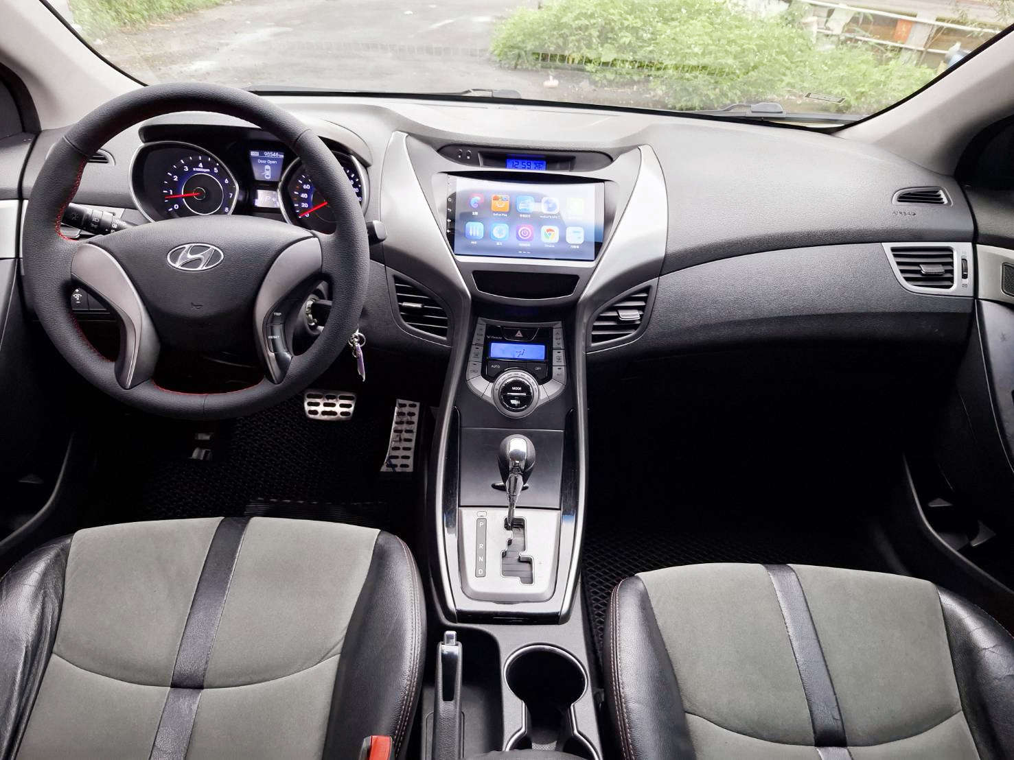 2014年HYUNDAI ELANTRA汽油1.8 漂亮美車~便宜代步~無須待修貸款專辦 強力過件 協助信用瑕疵者辦理貸款 歡迎預約賞車LINEgoo5168洽 0912-423-585 宋小姐  第3張相片