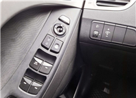 2014年HYUNDAI ELANTRA汽油1.8 漂亮美車~便宜代步~無須待修貸款專辦 強力過件 協助信用瑕疵者辦理貸款 歡迎預約賞車LINEgoo5168洽 0912-423-585 宋小姐  第6張縮圖